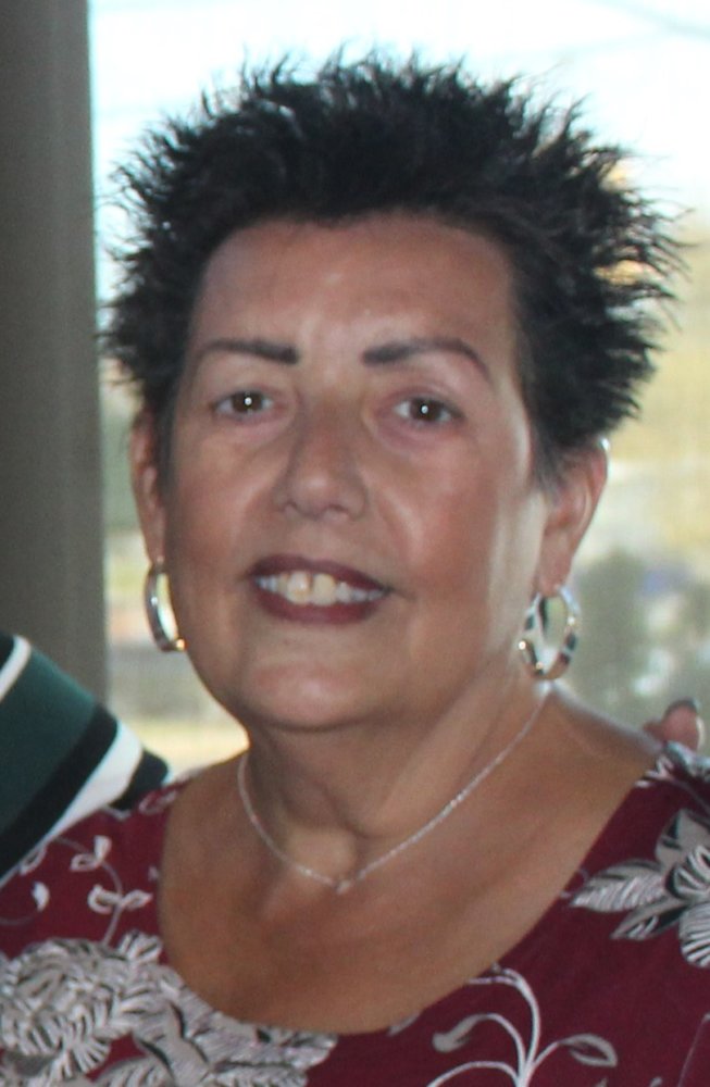 loretta romaine